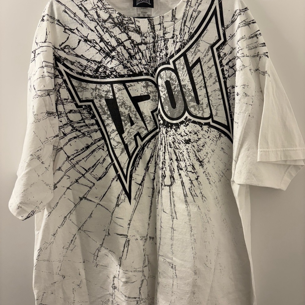 Tapout Graphic T-Shirt in White and Black